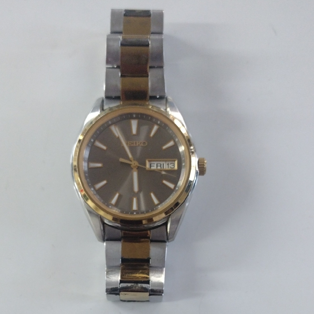 Seiko Two-Tone Gold and Silver Men's Watch